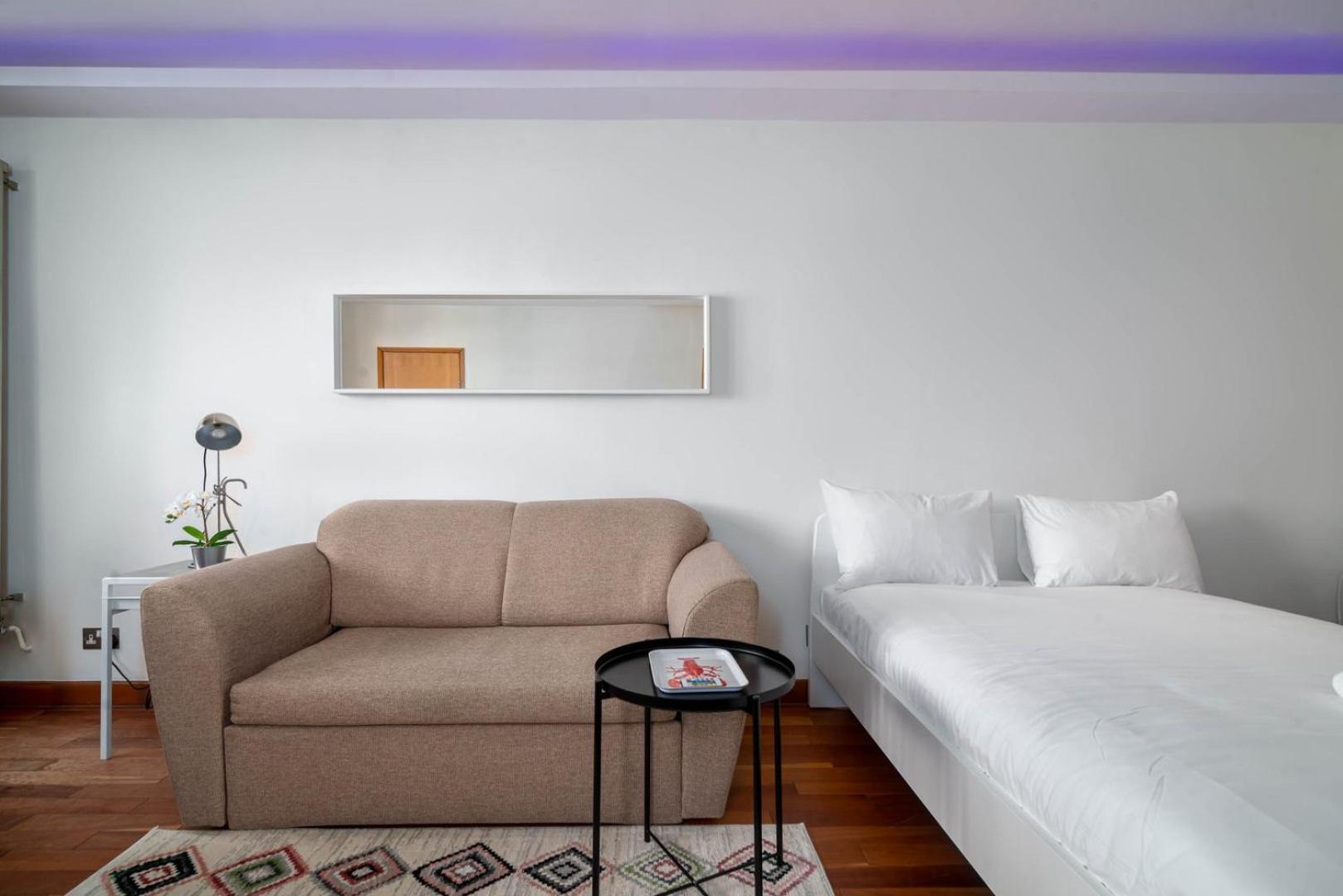 Apartmán Guestready - Central Converted Mews In Bayswater Londýn Exteriér fotografie